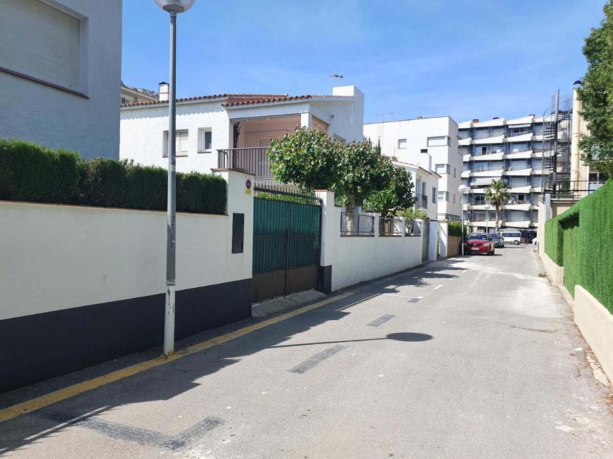 Holiday Home Villa Guapa 埃斯塔蒂特 外观 照片