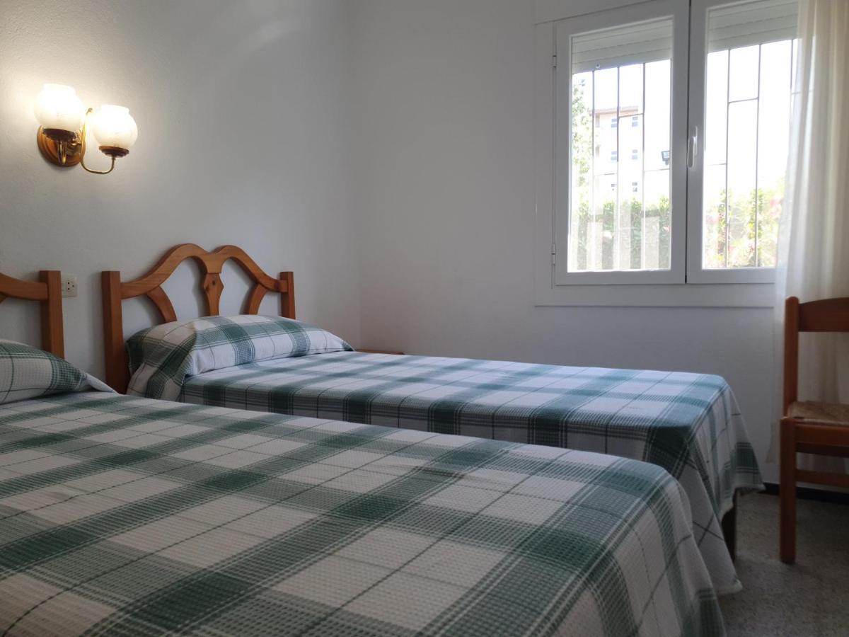 Holiday Home Villa Guapa 埃斯塔蒂特 外观 照片