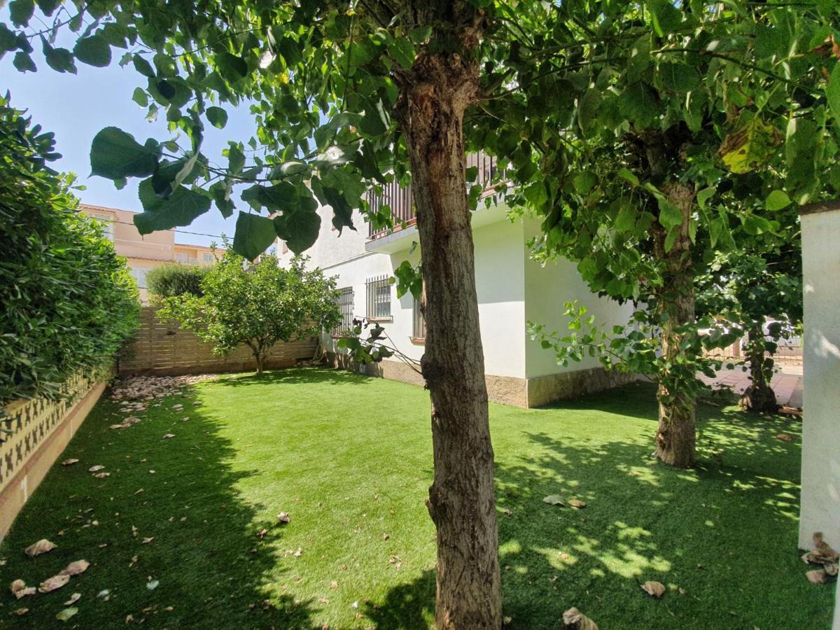 Holiday Home Villa Guapa 埃斯塔蒂特 外观 照片
